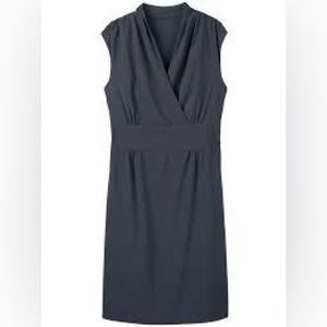 Athleta Dress Dahlia Pocket Stretch Dress Womens Size 4